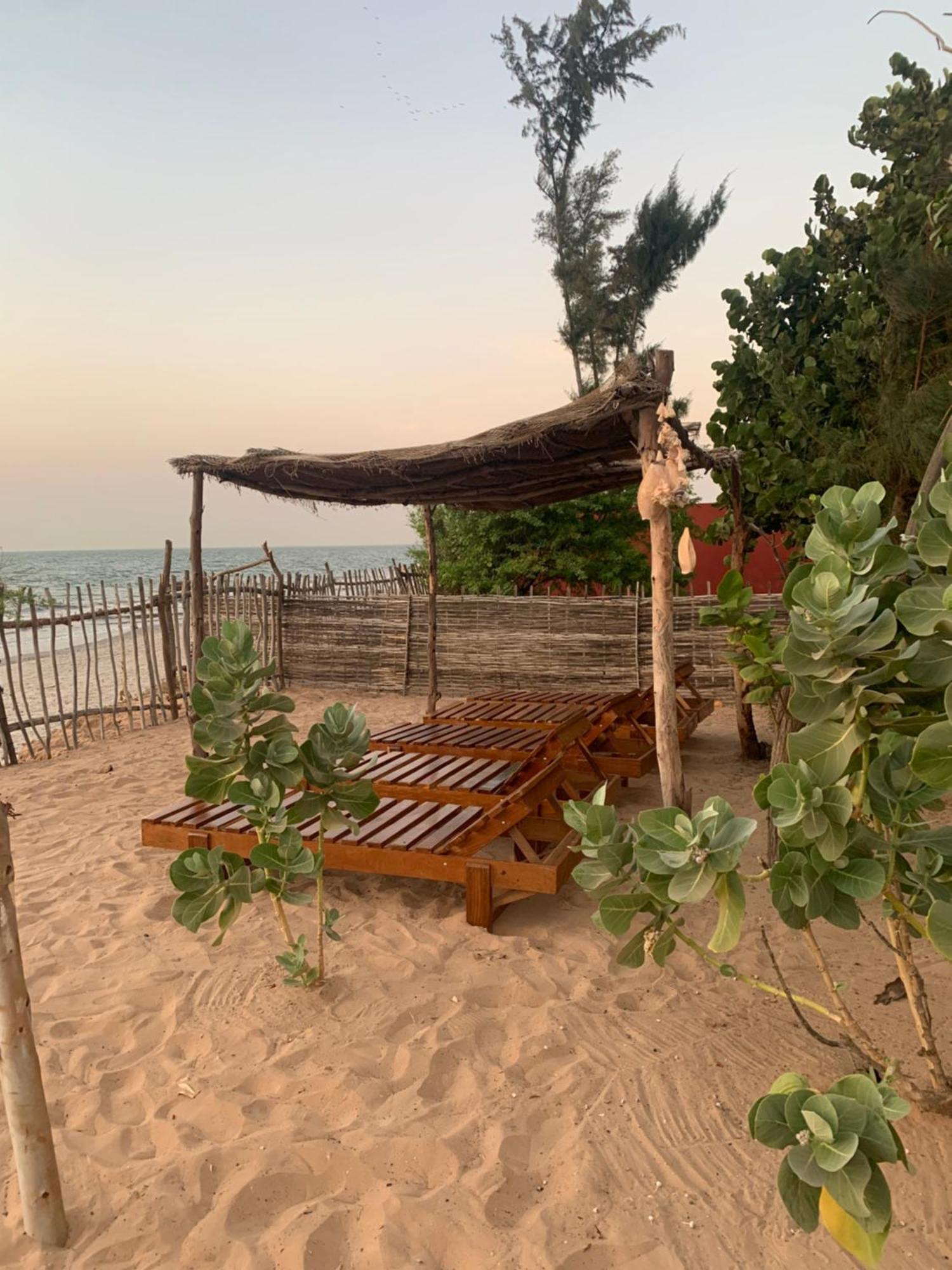 Case Beach Ngalou Sessene ภายนอก รูปภาพ